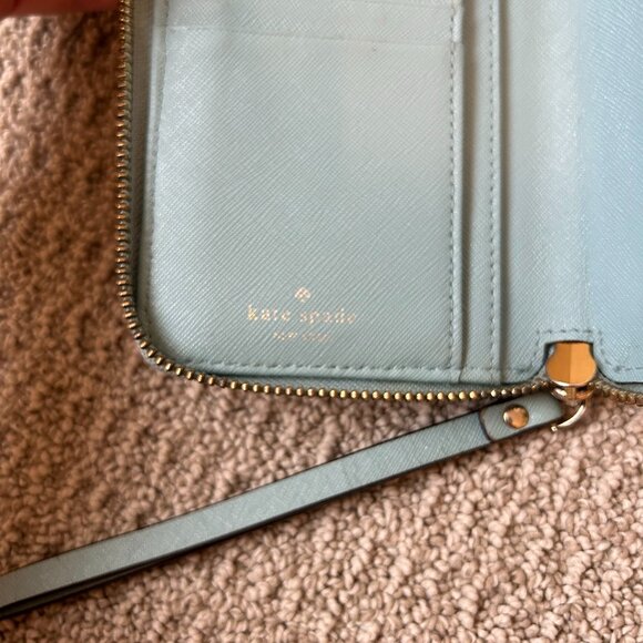 Kate Spade Wristlet - Picture 5 of 7